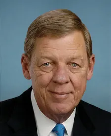 Portrait of Johnny Isakson