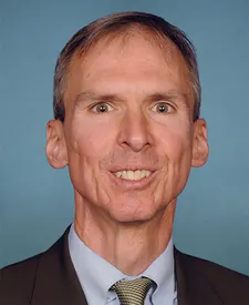 Portrait of Daniel Lipinski