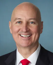 Portrait of Pete Ricketts